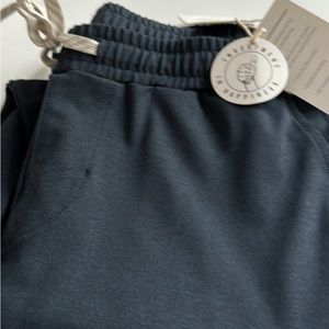 Vuori Sunday Joggers